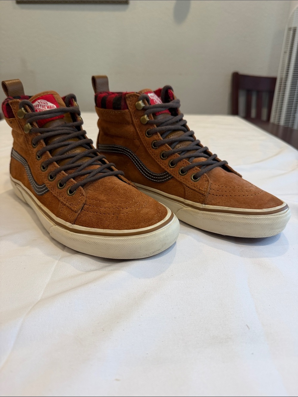 Vans Sk8-Hi Top Sneaker Buffalo Plaid Cuff Brown Suede Men's 7 W - 8.5